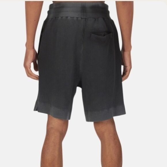 NWT Cotton Citizen Black Acid Washed Waffle Knit Pull On Shorts Small - Picture 3 of 11